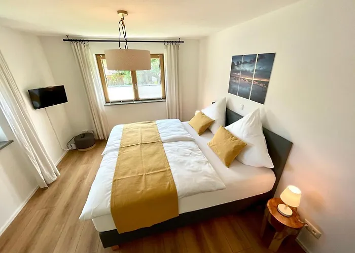 Sweet Home Apartment Ammersee - Eco-Friendly, Boxspring, Garden, Wifi